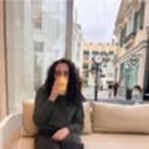 Meet your Posher, Angie